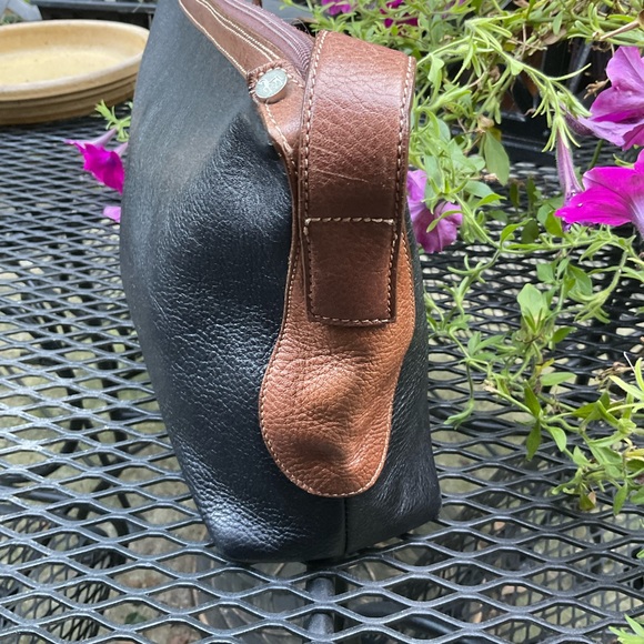 Petusco Made In Spain Black & Brown Gold Lining Genuine Leather Bag! - Picture 6 of 16